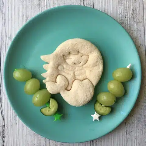 ⁦חותכני לחם בתולת ים Lunch Punch Sandwich Cutters - Mermaid⁩ – תמונה ⁦12⁩