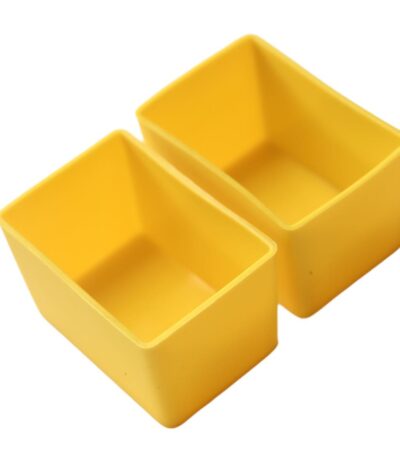 7647 Munchcups – זוג גביעי סיליקון מלבניים לקופסאות אוכל yellow